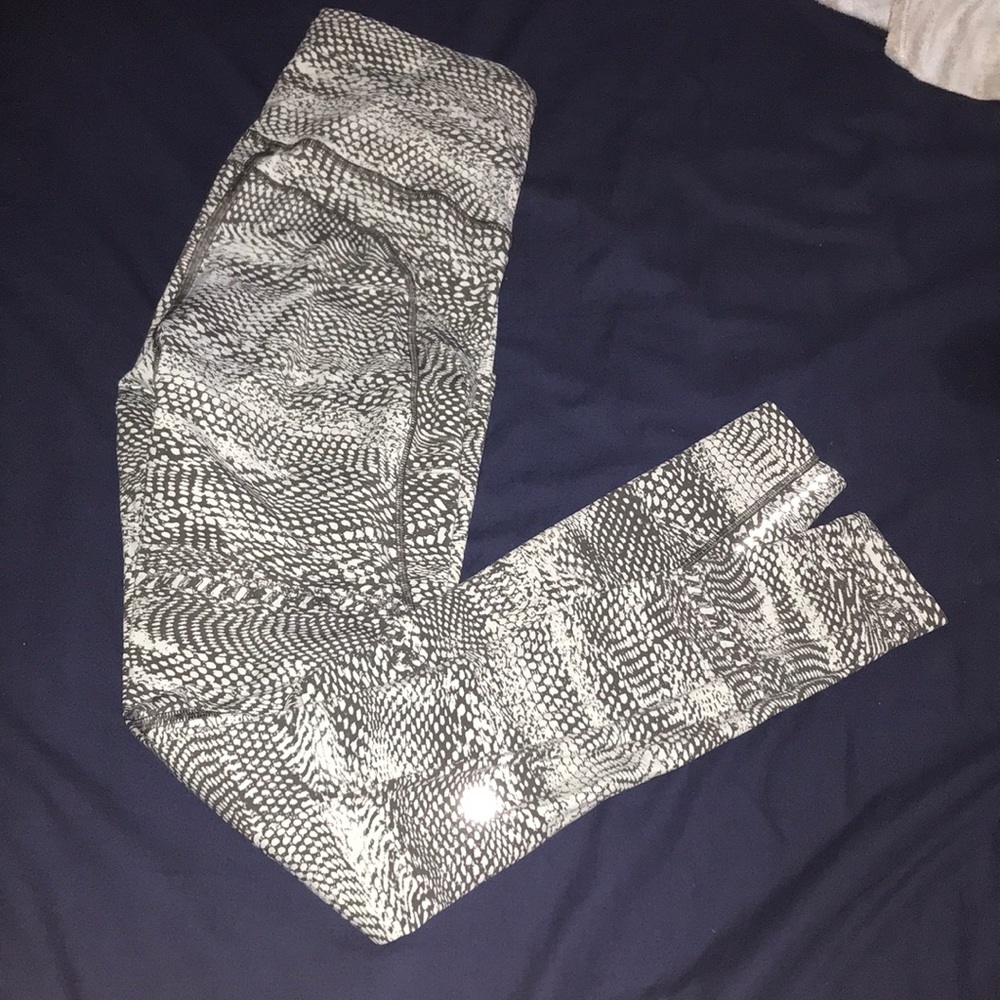 Lululemon leggings